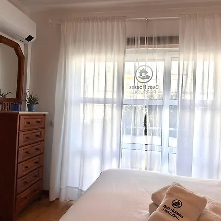 36 - Baleal Surf Village *