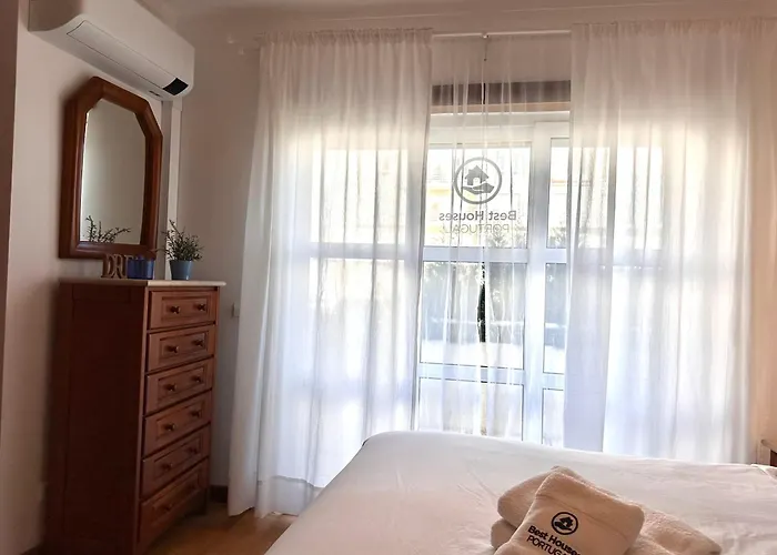 36 - Baleal Surf Village *