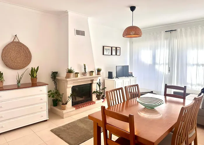 36 - Baleal Surf Village * Peniche